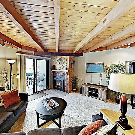 New Listing! Treehouse Condo With Pool & Hot Tubs Condo Silverthorne Exterior photo