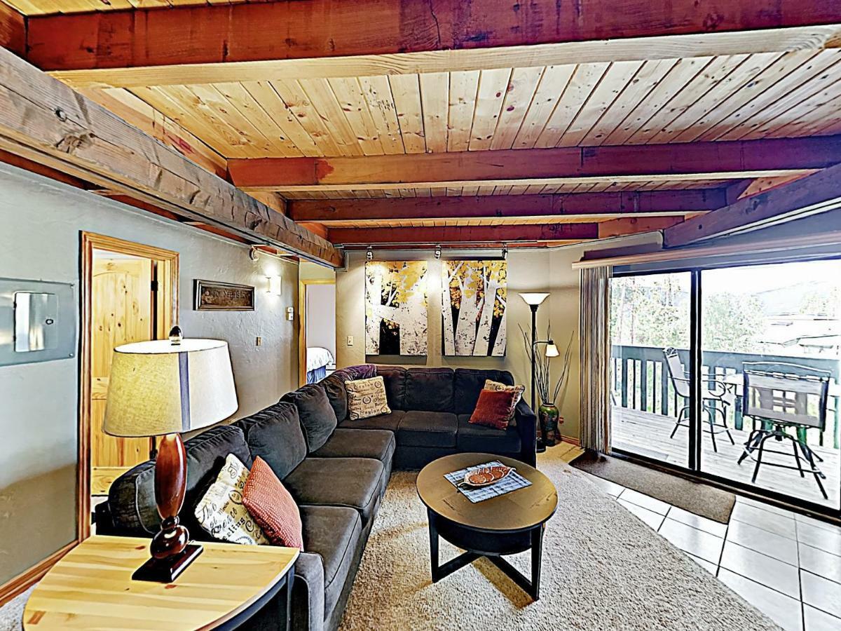 New Listing! Treehouse Condo With Pool & Hot Tubs Condo Silverthorne Exterior photo